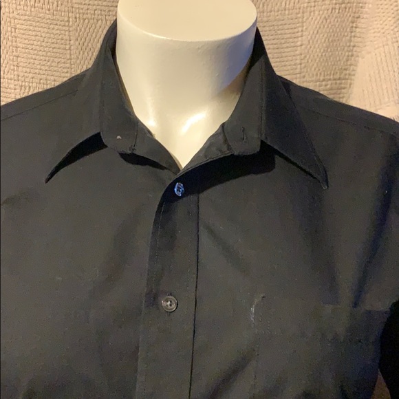 men’s dress shirt - Picture 2 of 3